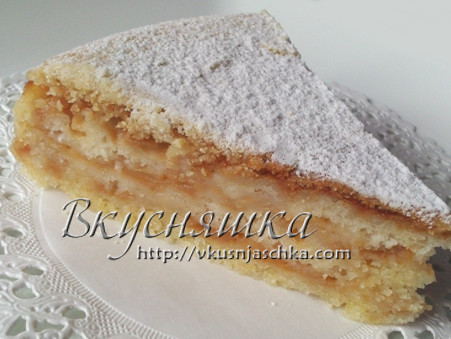 Насыпной яблочный пирог в мультиварке